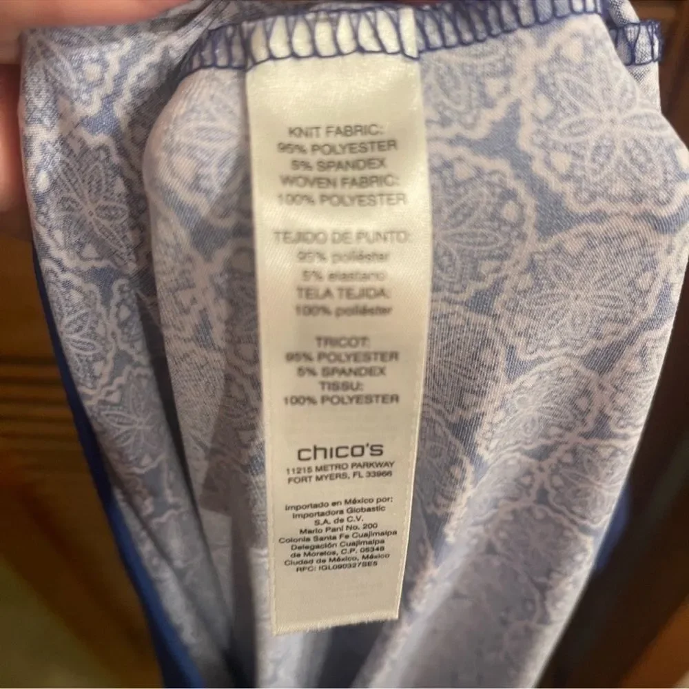 Chico’s Blue White Mosaic Print Keyhole Tie Blouse Top 3 16 XL - Picture 6 of 7